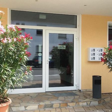 Pension Corona Forst  Exteriör bild
